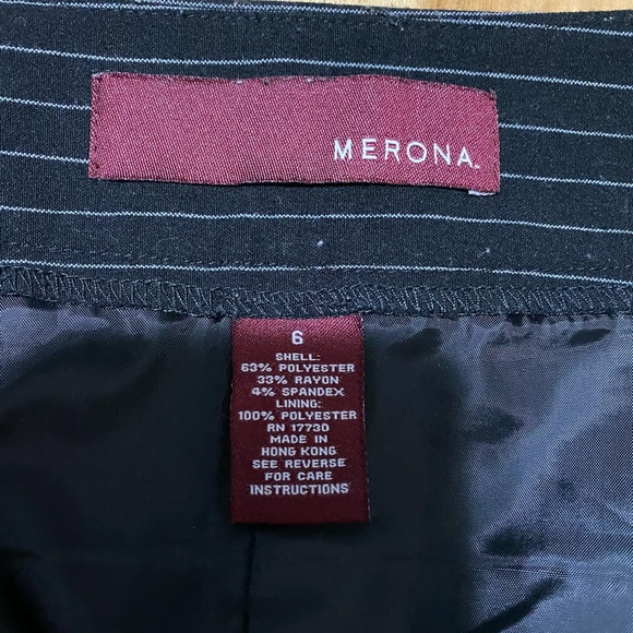 Merona dark blue size 6 pin stripe skirt - Picture 7 of 7